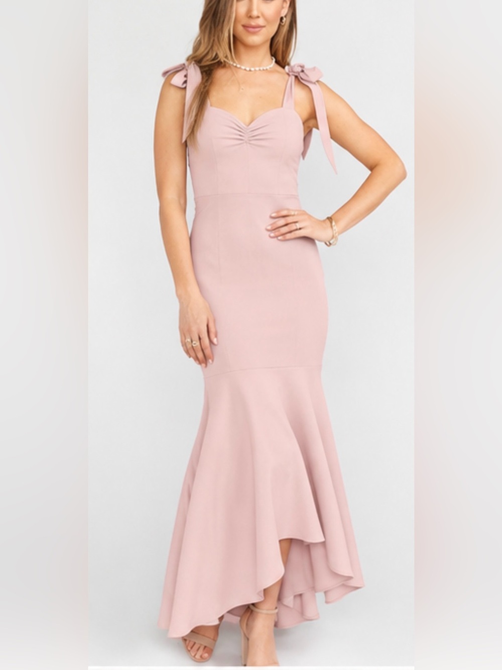 Show Me Your Mumu Barcelona
High-Low Ruffle Gown Blush Pink Size Small